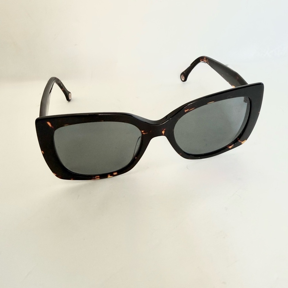 Carolina Herrera HER0258 Square Two Toned Sunglasses 54mm Frames - Picture 2 of 10